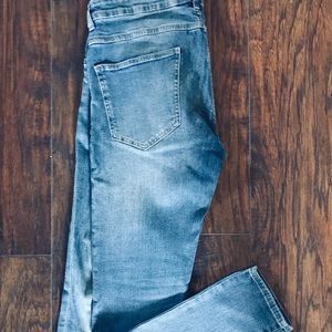 Men’s H&M slim jean.